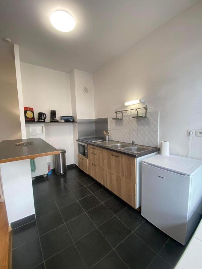 Le Carnot Appartement Avec 2 Chambres Separes Et Parking Privatif Et Securise 아라스 외부 사진