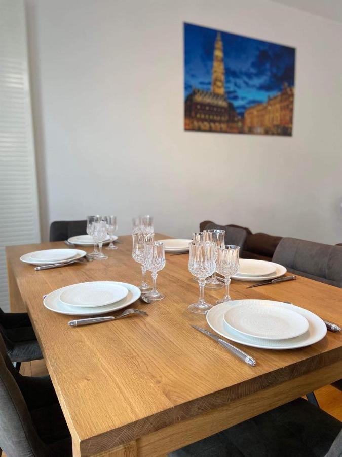 Le Carnot Appartement Avec 2 Chambres Separes Et Parking Privatif Et Securise 아라스 외부 사진