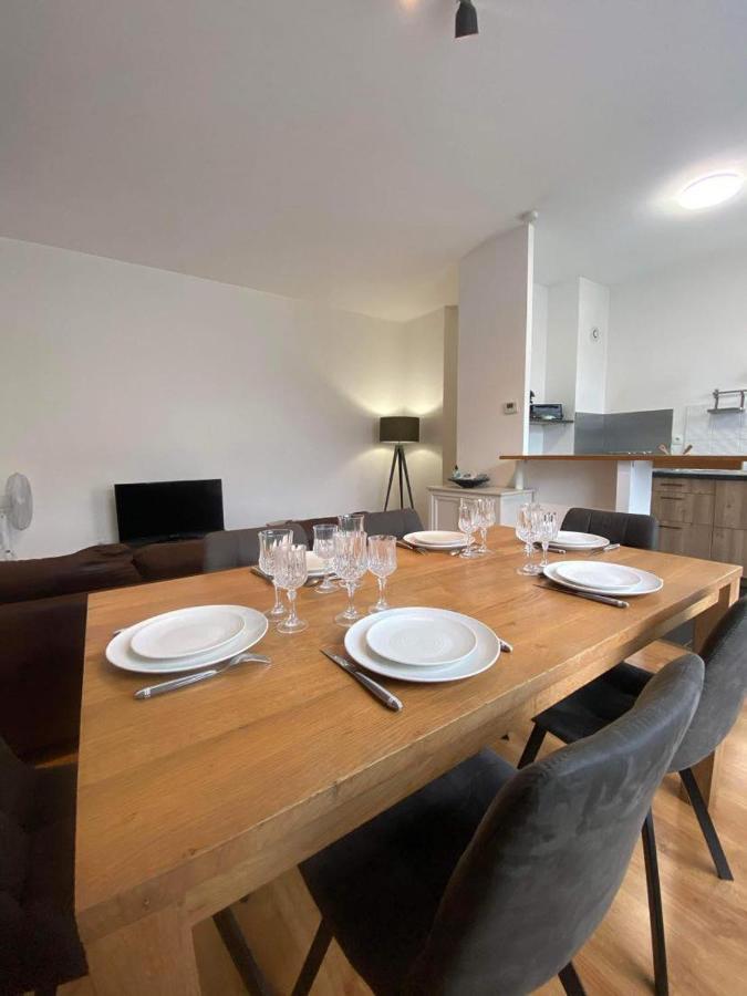 Le Carnot Appartement Avec 2 Chambres Separes Et Parking Privatif Et Securise 아라스 외부 사진