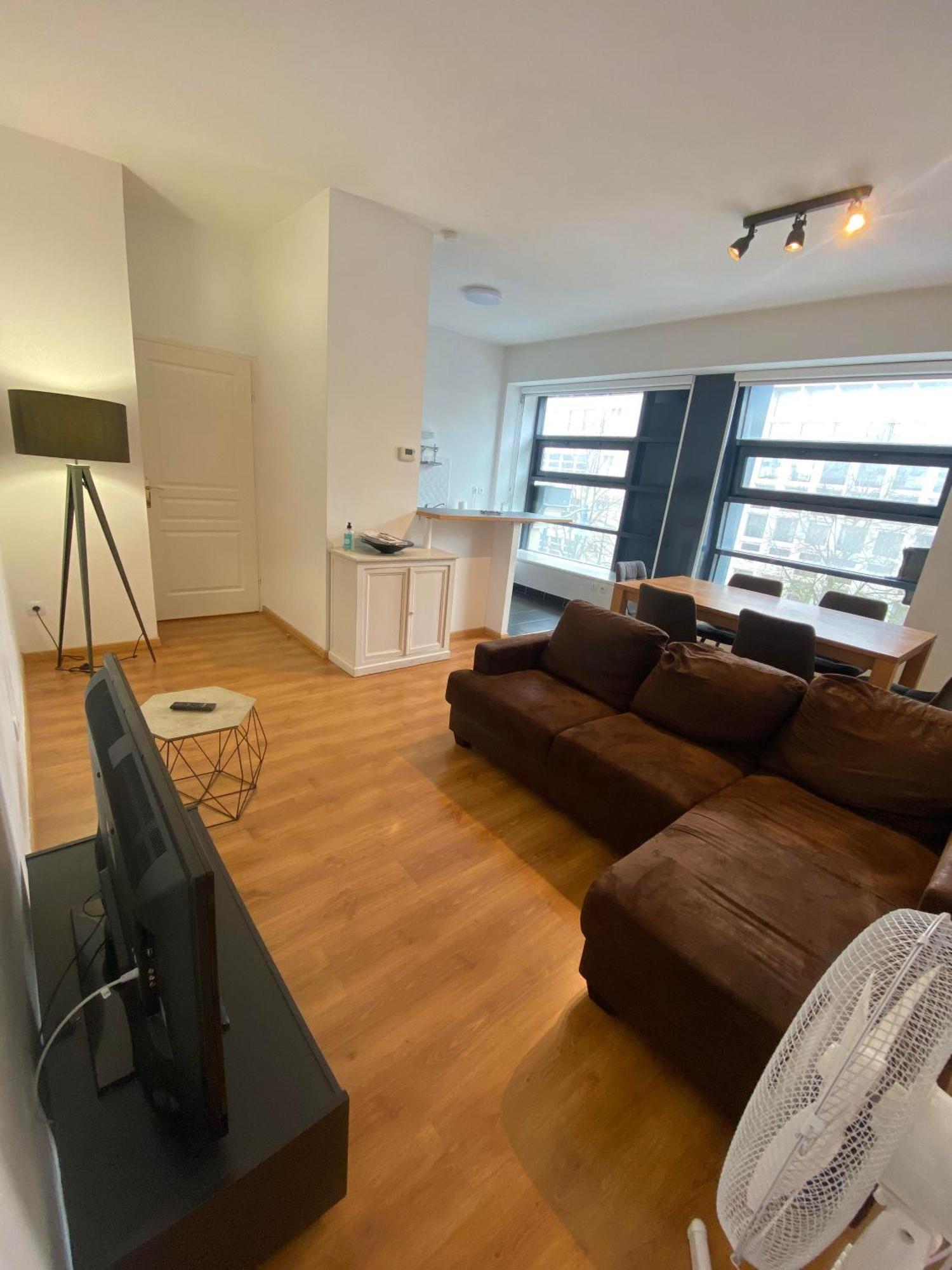 Le Carnot Appartement Avec 2 Chambres Separes Et Parking Privatif Et Securise 아라스 외부 사진